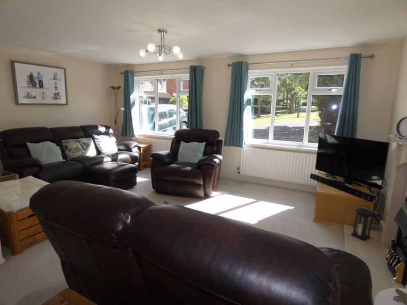 Lounge- click for photo gallery